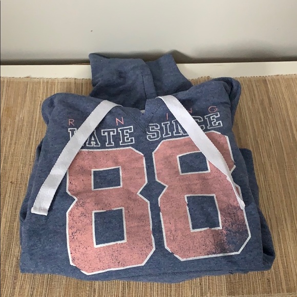 Hoodie size M - Picture 1 of 2